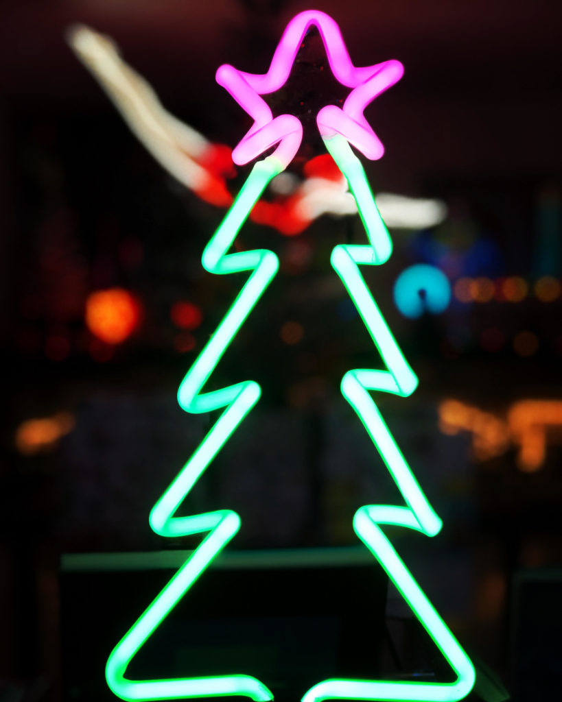 MONA's Guide to SoCal Holiday Lights  MONA